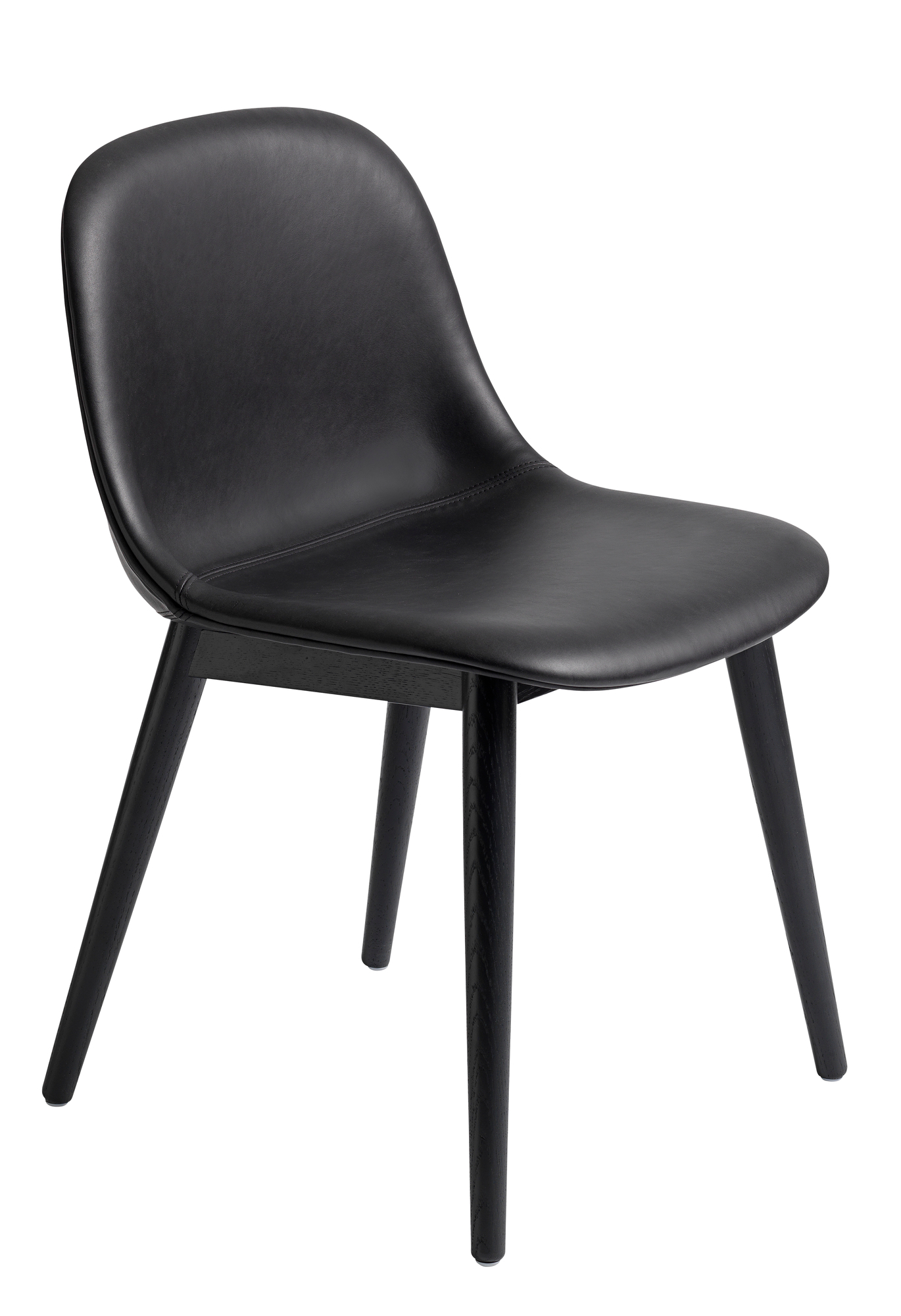 Schwarzer Fiber Side Chair von Muuto mit Holzbeinen, moderner skandinavischer Stuhl für Esszimmer und Büro.