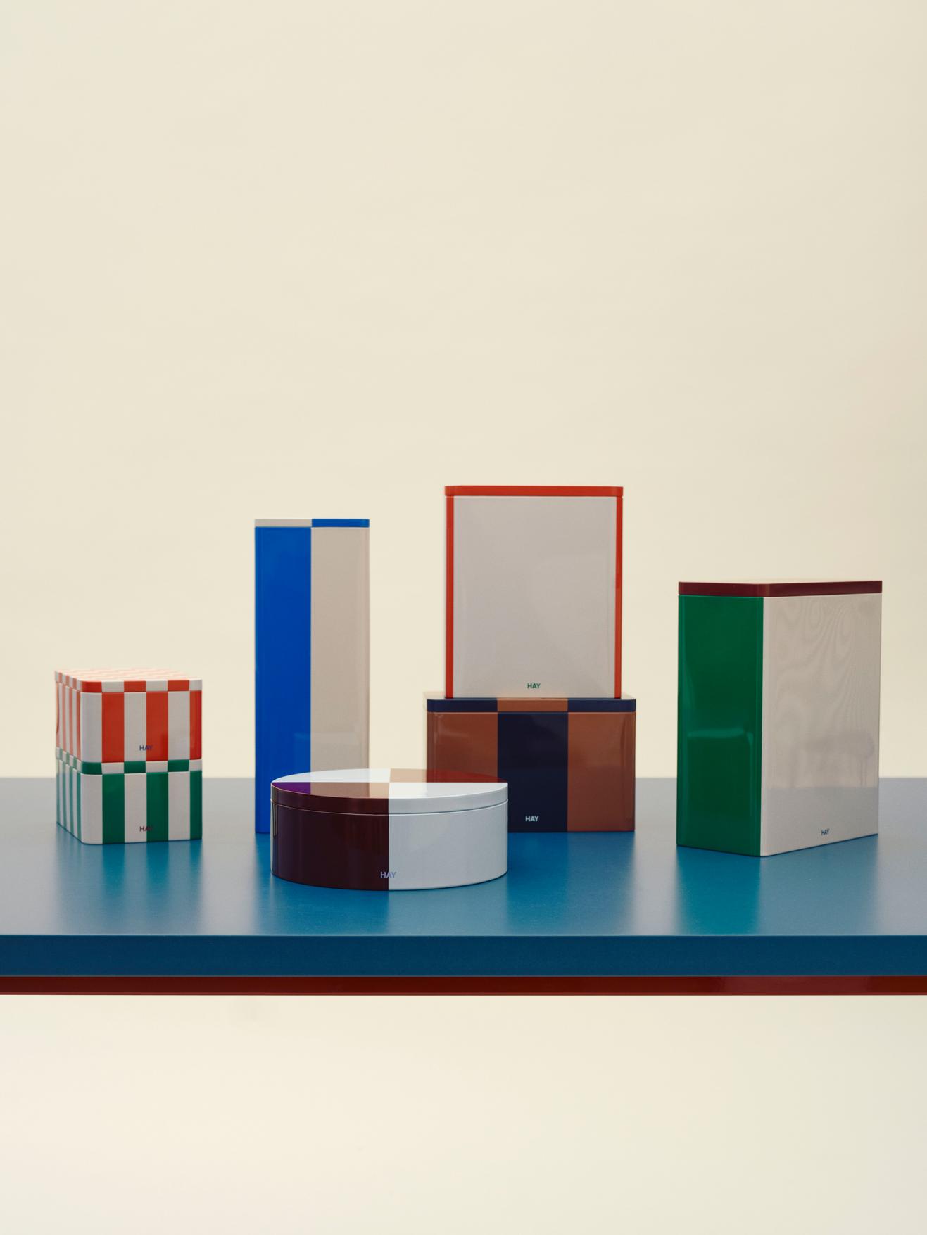 Tin Container Extra Large Off-White, bordeauxrood en groen Opbergdoos Hay