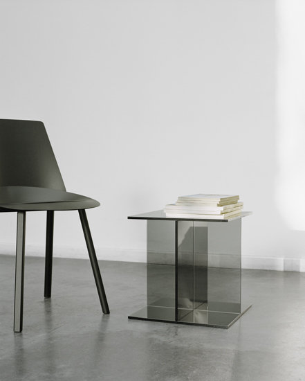 CT08 Bijzettafel van Philipp Mainzer e15