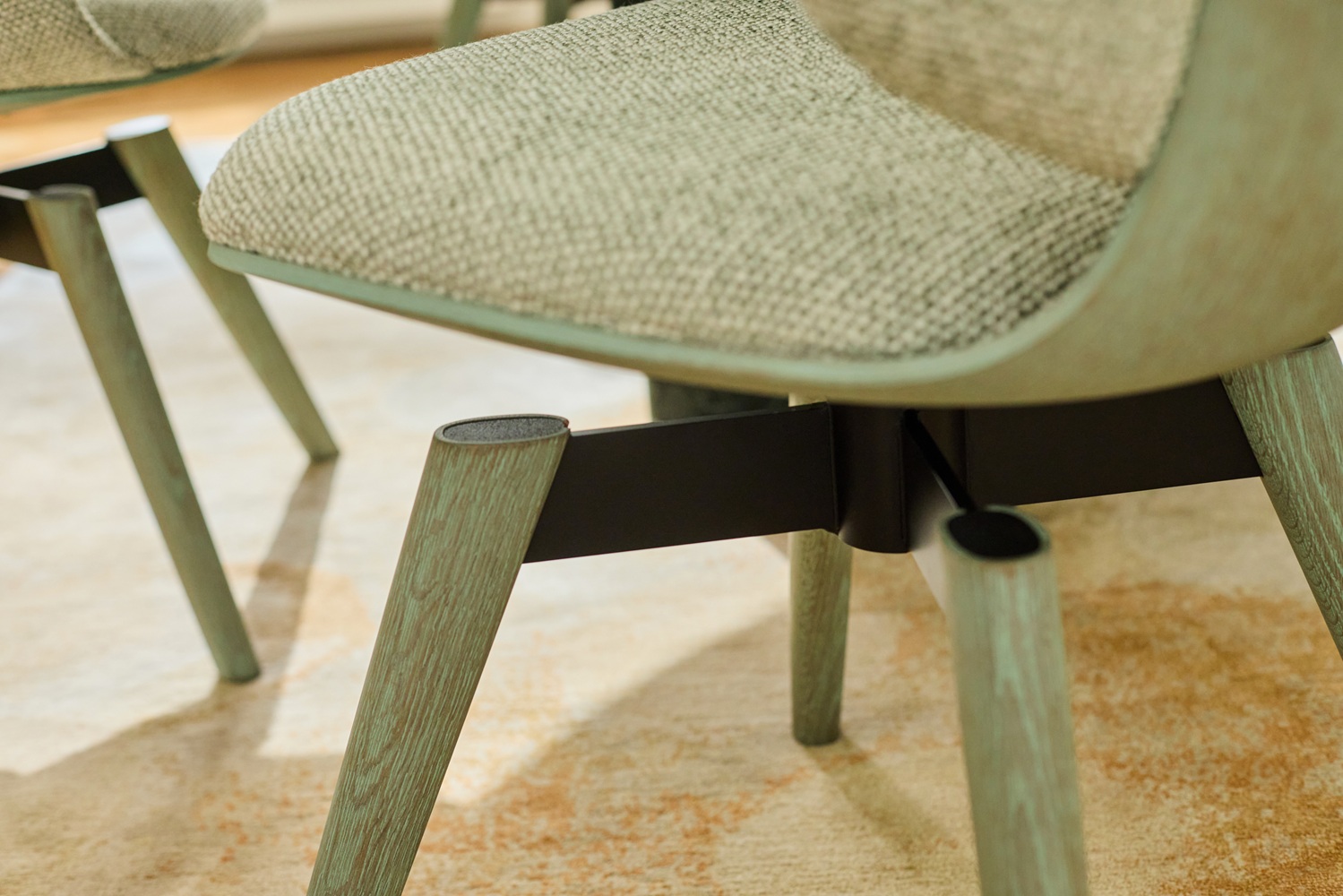 Ivy Chair Stoel Freifrau Manufaktur