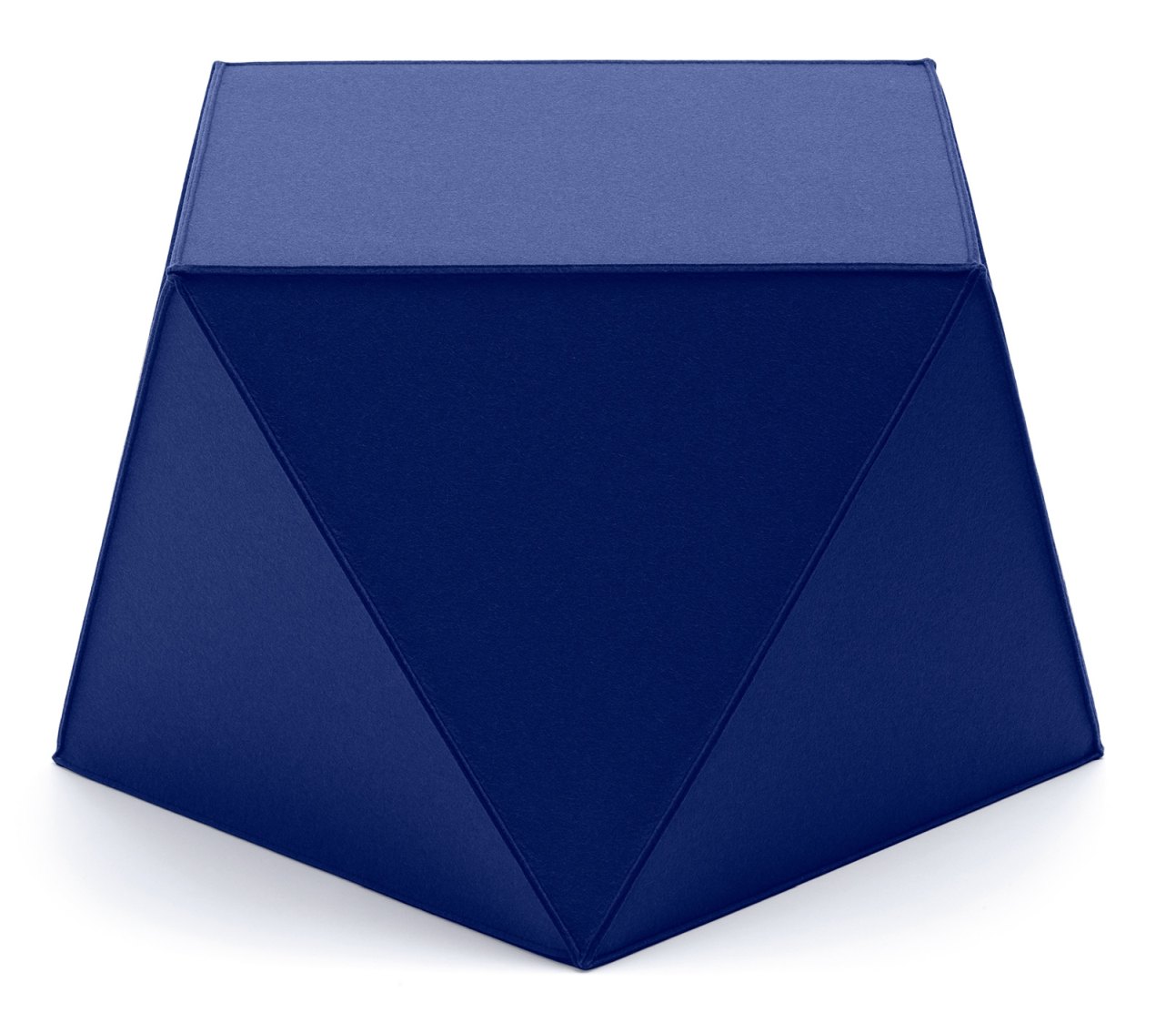 Blauer Diamond Sitzhocker von HEY-SIGN by BWF Group, moderner Filzhocker in Diamantenform.
