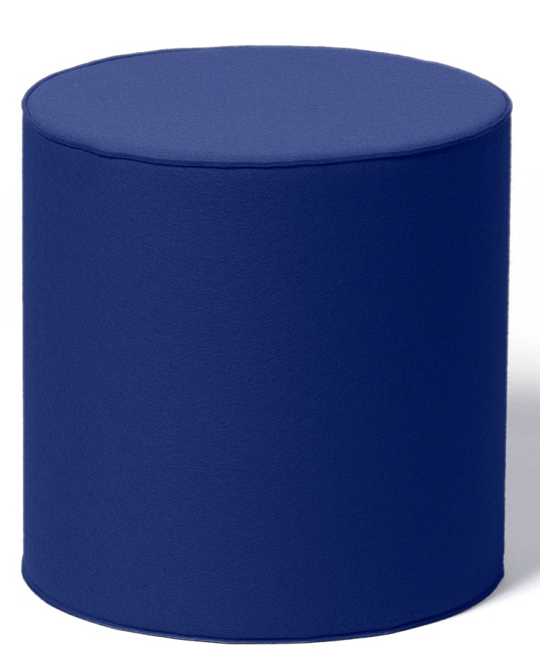 Blauer, zylinderförmiger Sitzhocker aus Stoff, ideal als Fußhocker oder Beistelltisch für modernes Wohnen.