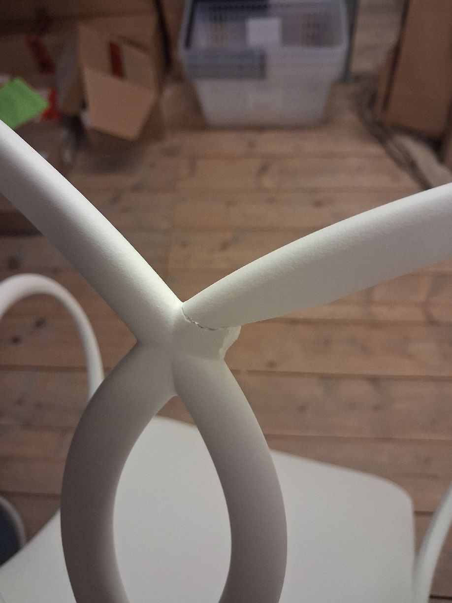 Sissi fauteuil WIT Driade EXEMPLAAR MET GEBREKEN