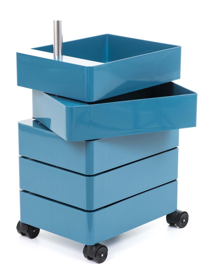 Blauer Magis 360° Container mit fünf Schubladen und Rollen, ideal für Büro und Zuhause.