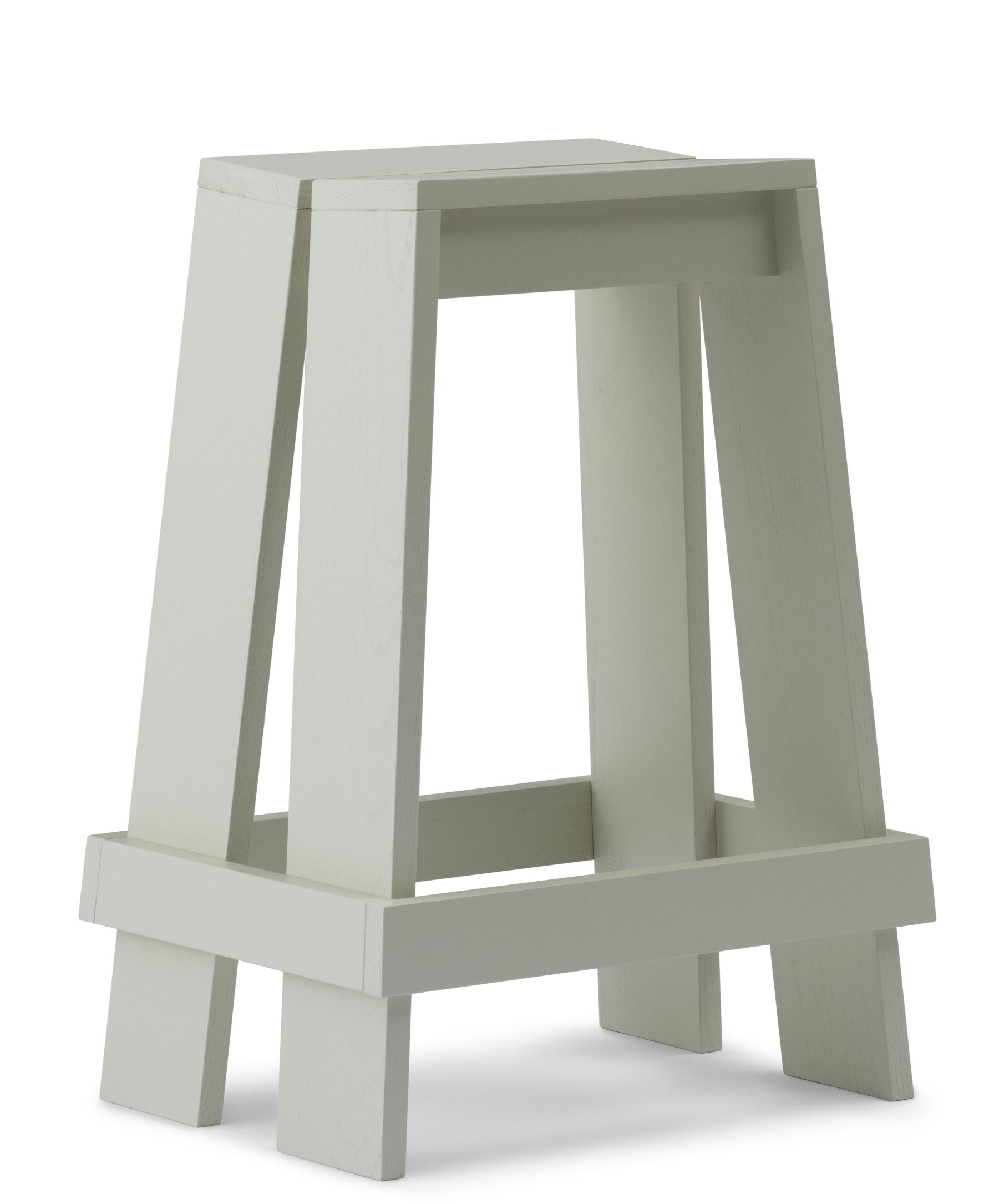 Let Barstool Barhocker von Normann Copenhagen, hellgrauer Holz-Hocker mit minimalistischem Design für Küche und Bar.