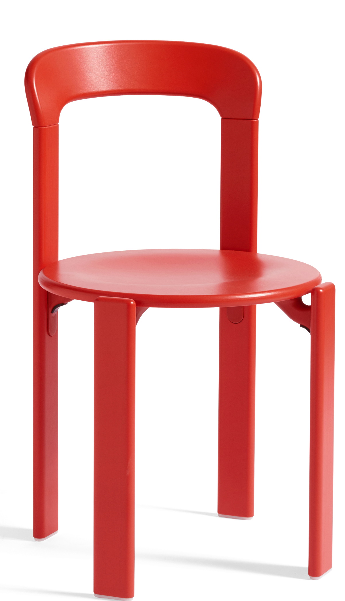 Roter Rey Chair Stuhl von Hay, ein Designklassiker mit runder Sitzfläche und minimalistischem Design.