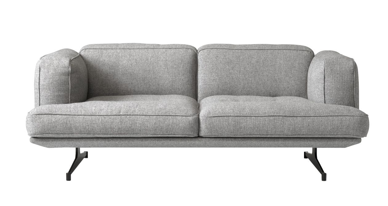 Graues AndTradition Sofa AV22 mit zwei Sitzen und schwarzen Füßen, modernes Design.