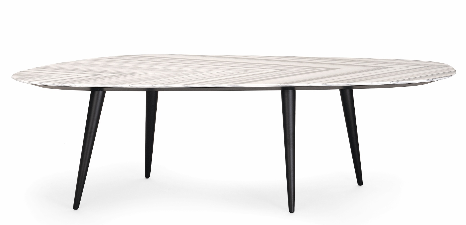 Zanotta Esstisch mit Tweed Marble Platte und schwarzen Beinen, modernes Design für Esszimmer.