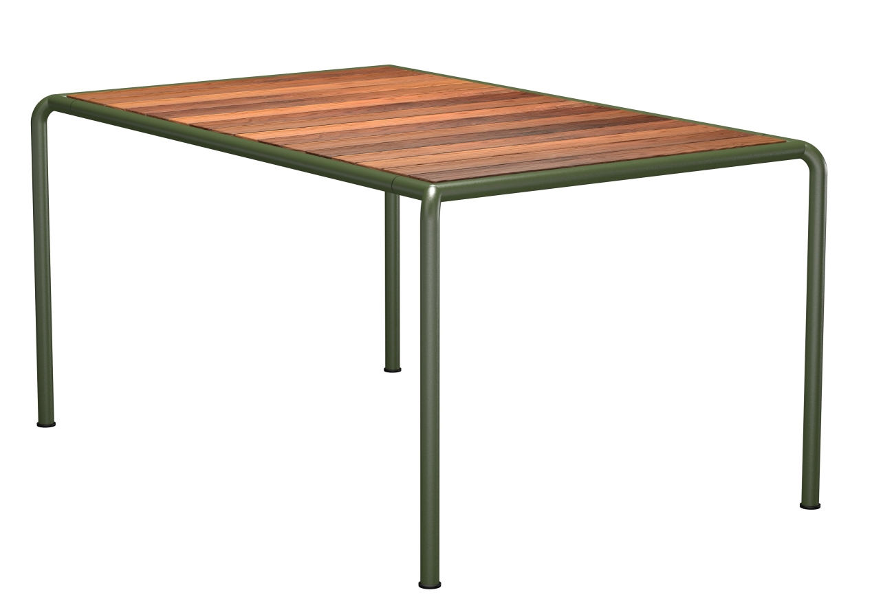 Avanti Esstisch von Houe für den Außenbereich mit Holzplatte und grünem Metallgestell.