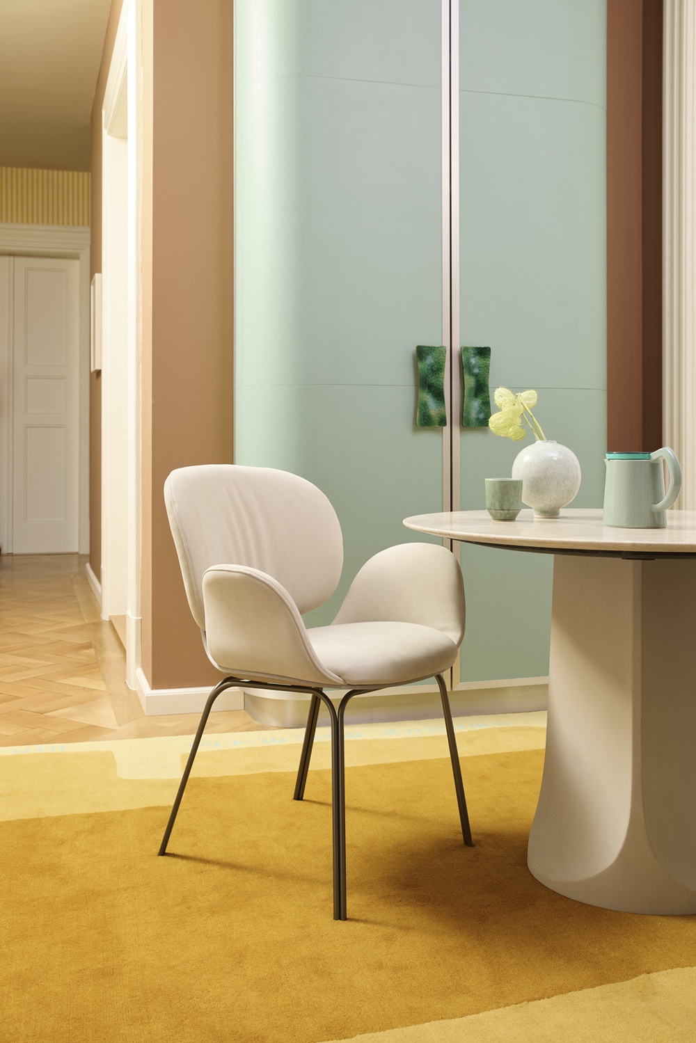 Ivy Armchair Armstoel Freifrau Manufaktur