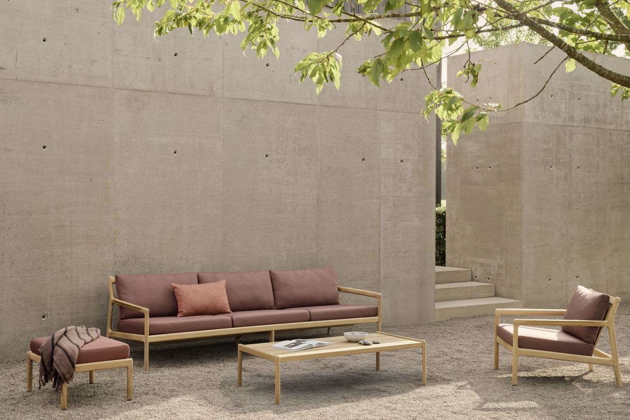 Jack Outdoor-loungestoel van teakhout met groene bekleding van Ethnicraft