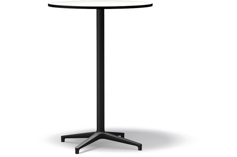 Weißer Vitra Bistro Table Stehtisch für den Außenbereich mit schwarzem Fuß und Säule.