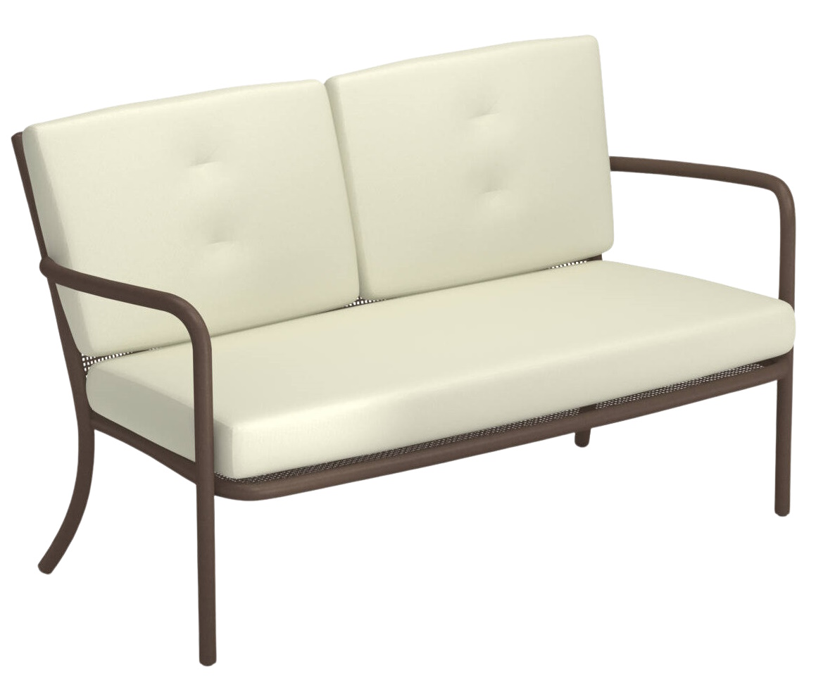 Athena 2-Sitzer Sofa von Emu für den Außenbereich mit braunem Gestell und cremefarbenen Polstern.