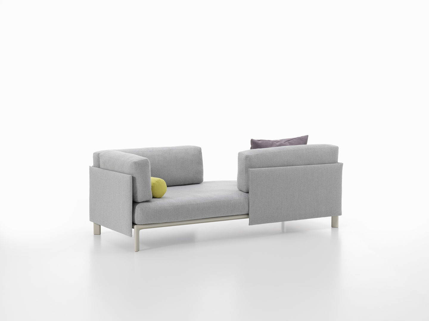 Vitra Anagram Panel 90 cm Sofa in Hellgrau mit Kissen und Paneelen, modernes Design.