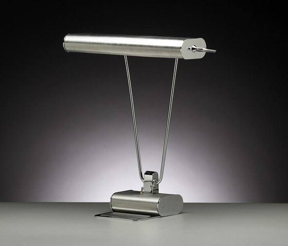 AD34 Art Déco Schreibtischleuchte Tecnolumen: Silberne Tischleuchte im Art Déco Stil.
