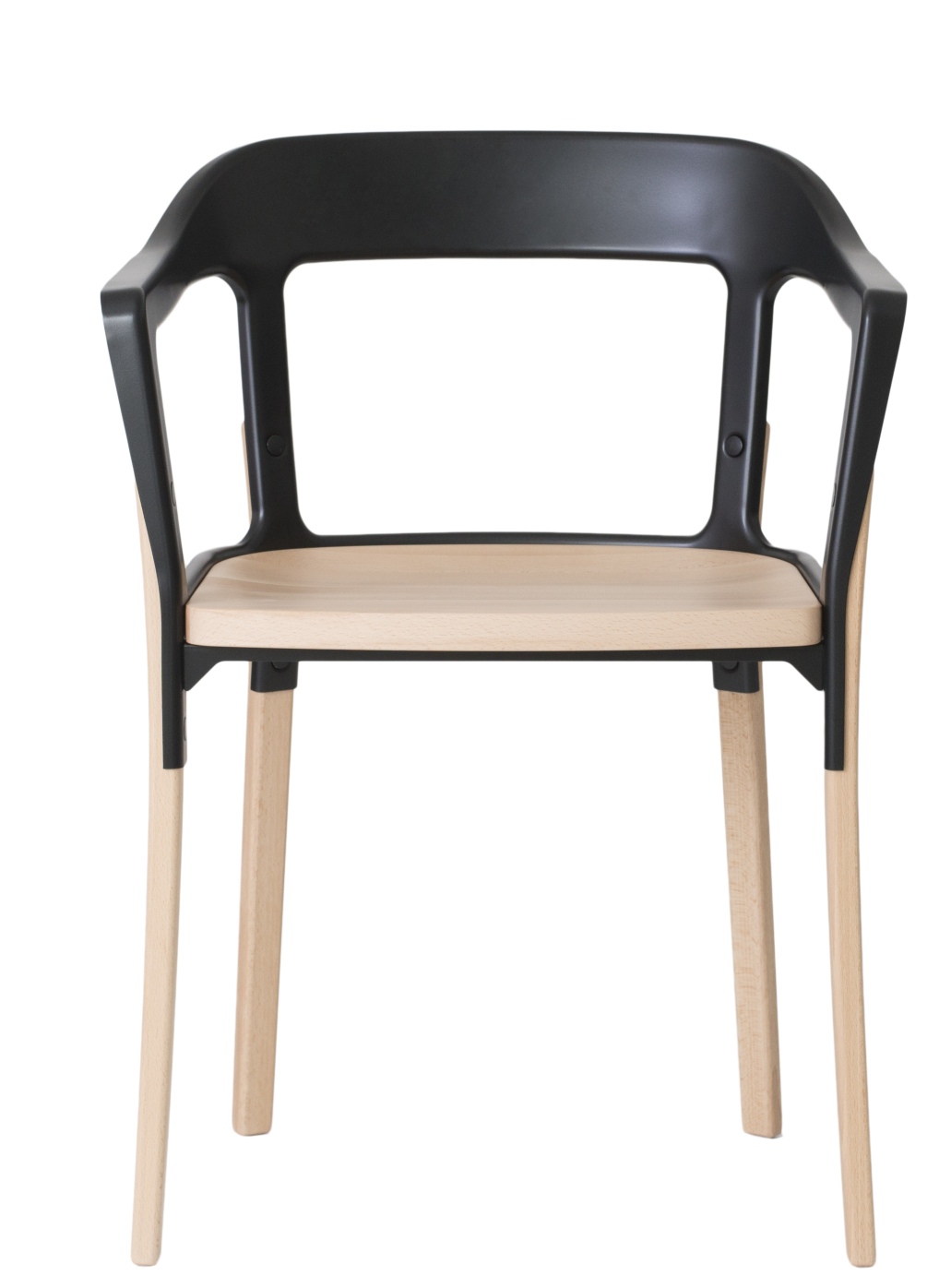 Magis Steelwood Chair Stuhl: Moderner Designstuhl mit schwarzer Rückenlehne und Sitzfläche aus hellem Holz.