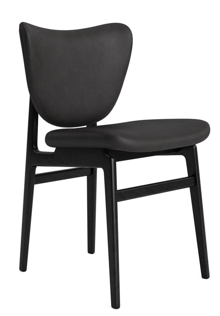 Schwarzer, vollgepolsterter Elephant Dining Chair Stuhl von NORR11 mit Holzbeinen und geschwungener Rückenlehne.