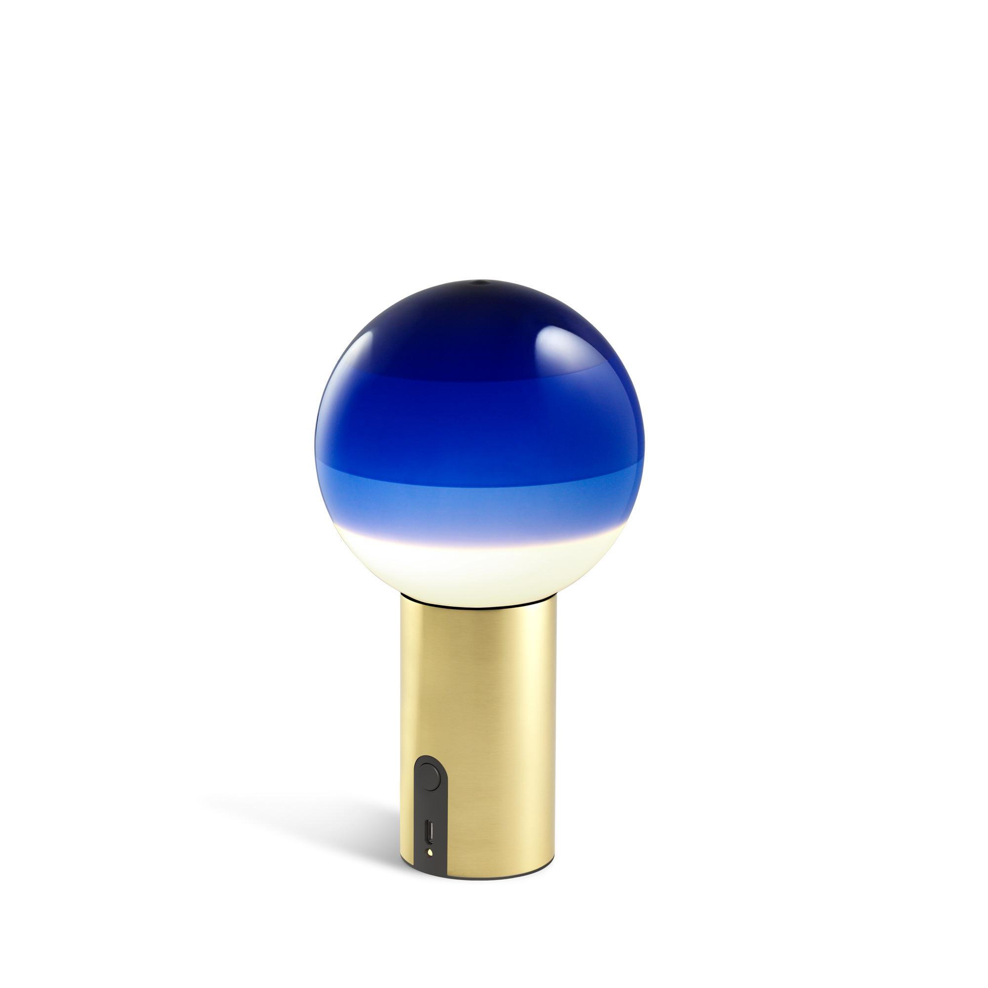 Marset Dipping Light Portable Akkuleuchte in Bernstein und Messing, moderne Tischleuchte für Innenräume.