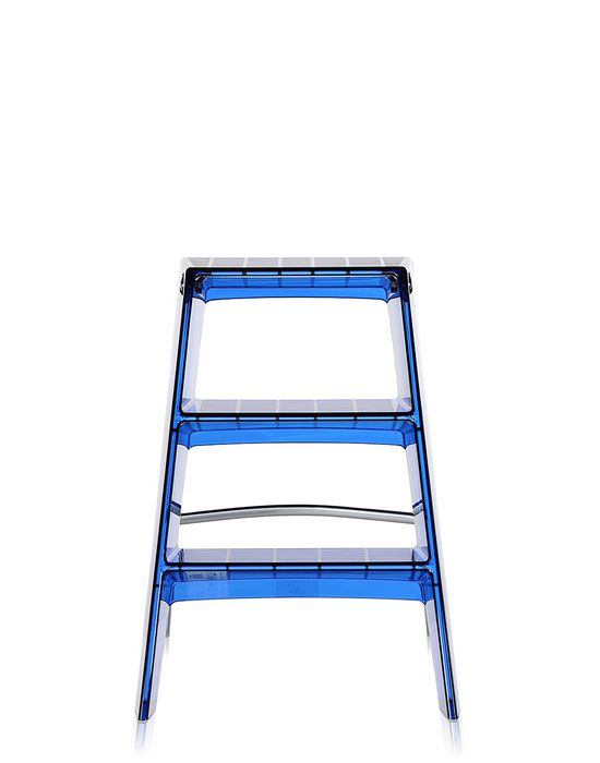 Blaue Kartell Upper Klappleiter aus transparentem Kunststoff, ideal für den modernen Haushalt.