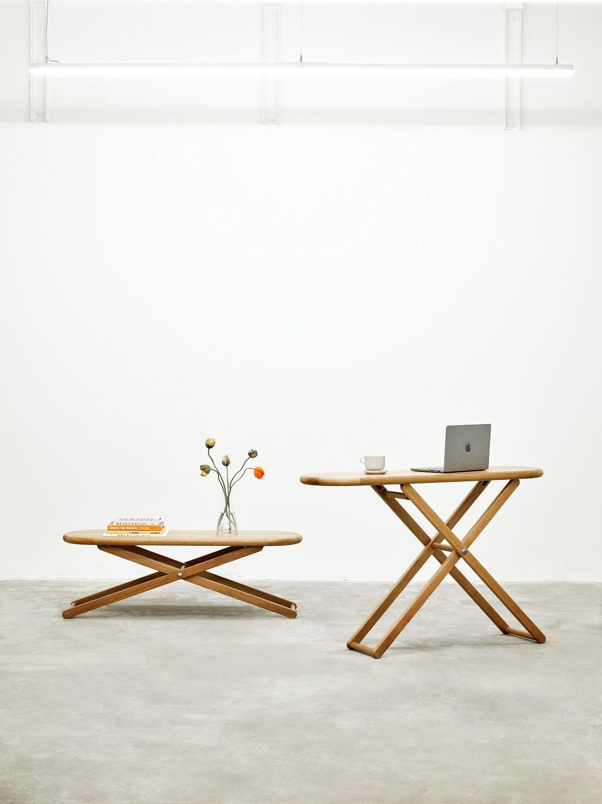 Cinderella Table von Design House Stockholm als Couchtisch und Bügeltisch aus Holz.