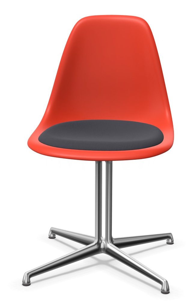 Eames Plastic Side Chair DSL RE stoel met zitkussen Vitra