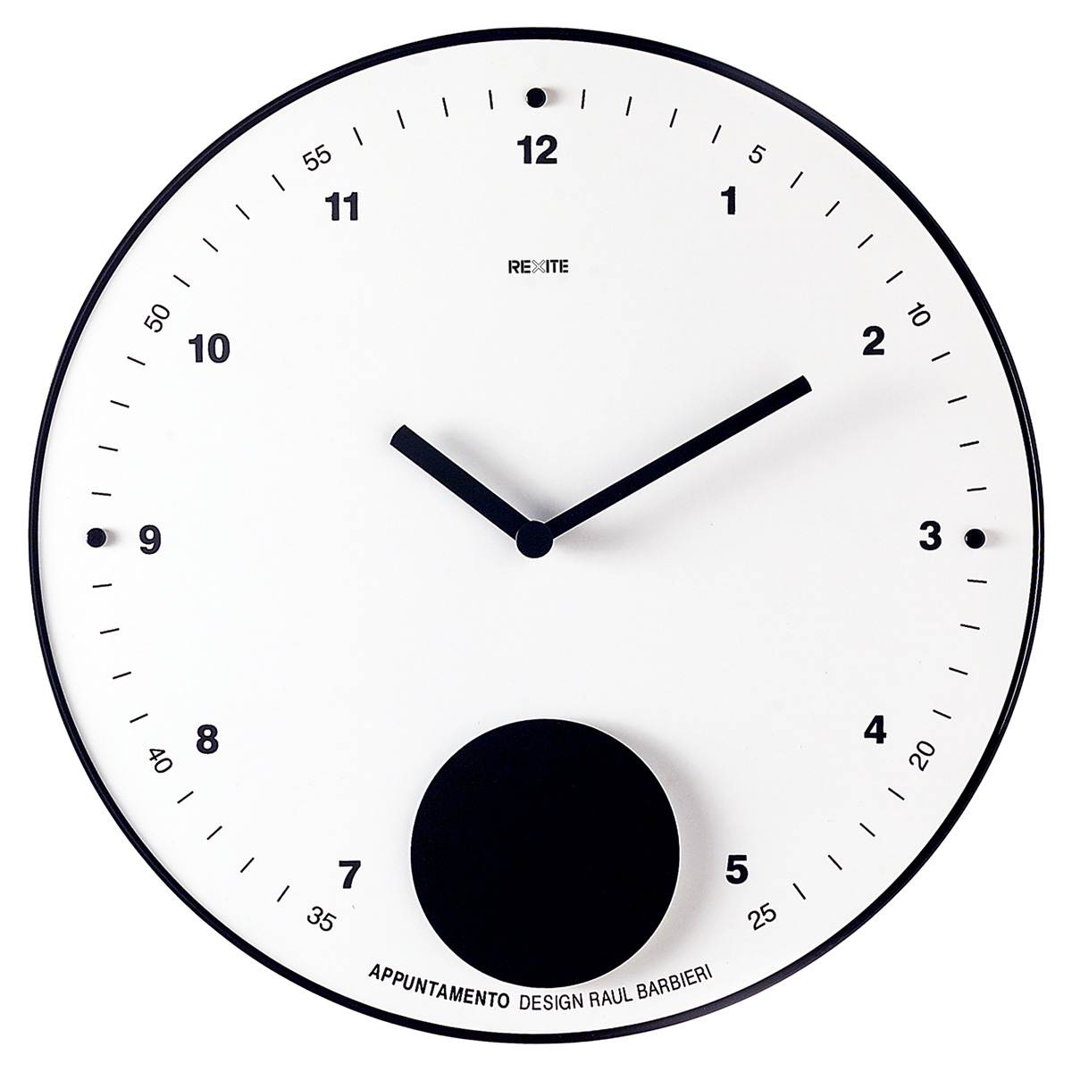 Appuntamento Wanduhr von Rexite: Runde, minimalistische Design-Uhr in Weiß mit schwarzen Akzenten und Pendel.