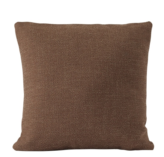 Muuto Mingle Cushion Kissen in Braun, quadratisch, aus strukturiertem Stoff für Wohnzimmer und Schlafzimmer.