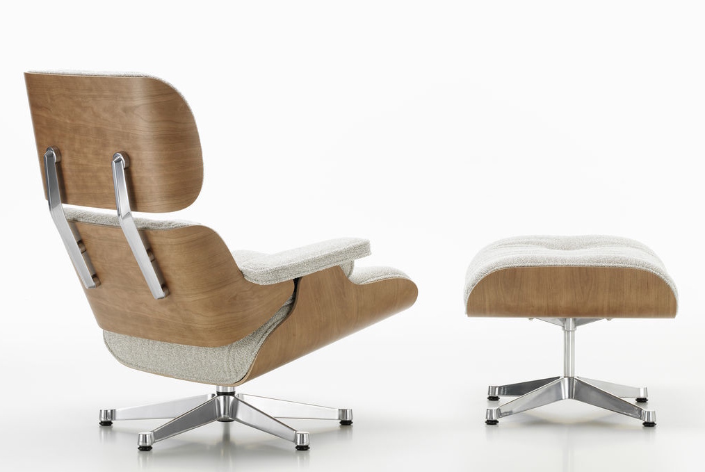 Eames Lounge Chair & Ottoman fauteuil VOORKEURSCOMBINATIE Nubia, cream sand, gepolijst, kersenhout