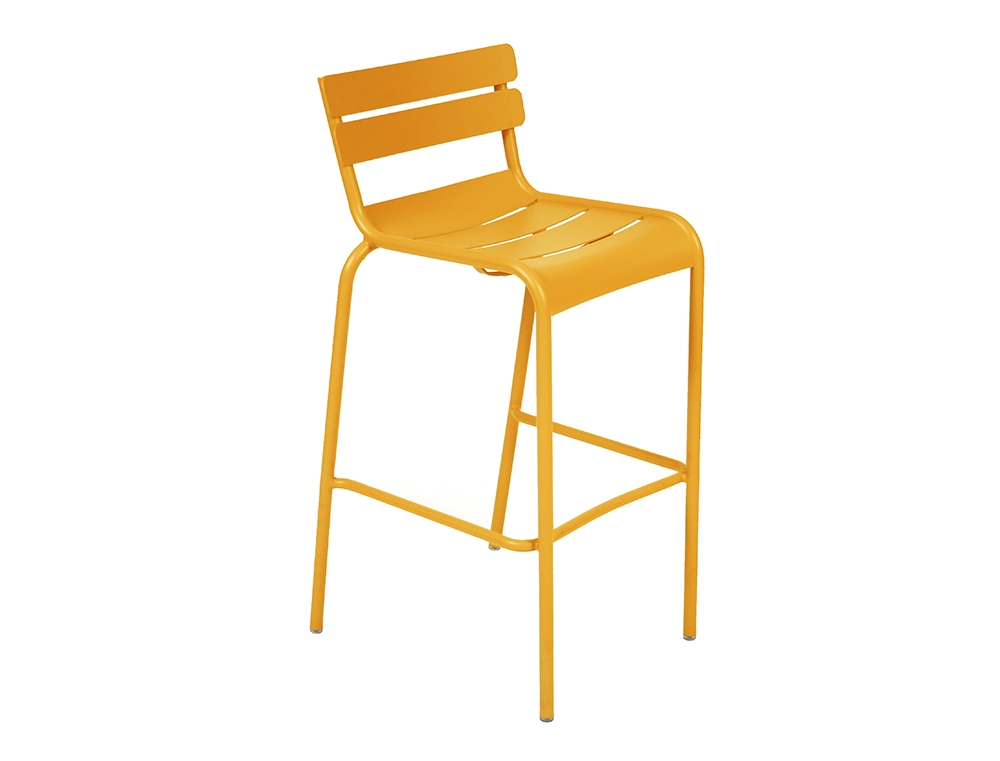 Gelber Fermob Luxembourg Barhocker für den Außenbereich, ideal für Garten, Terrasse oder Balkon.