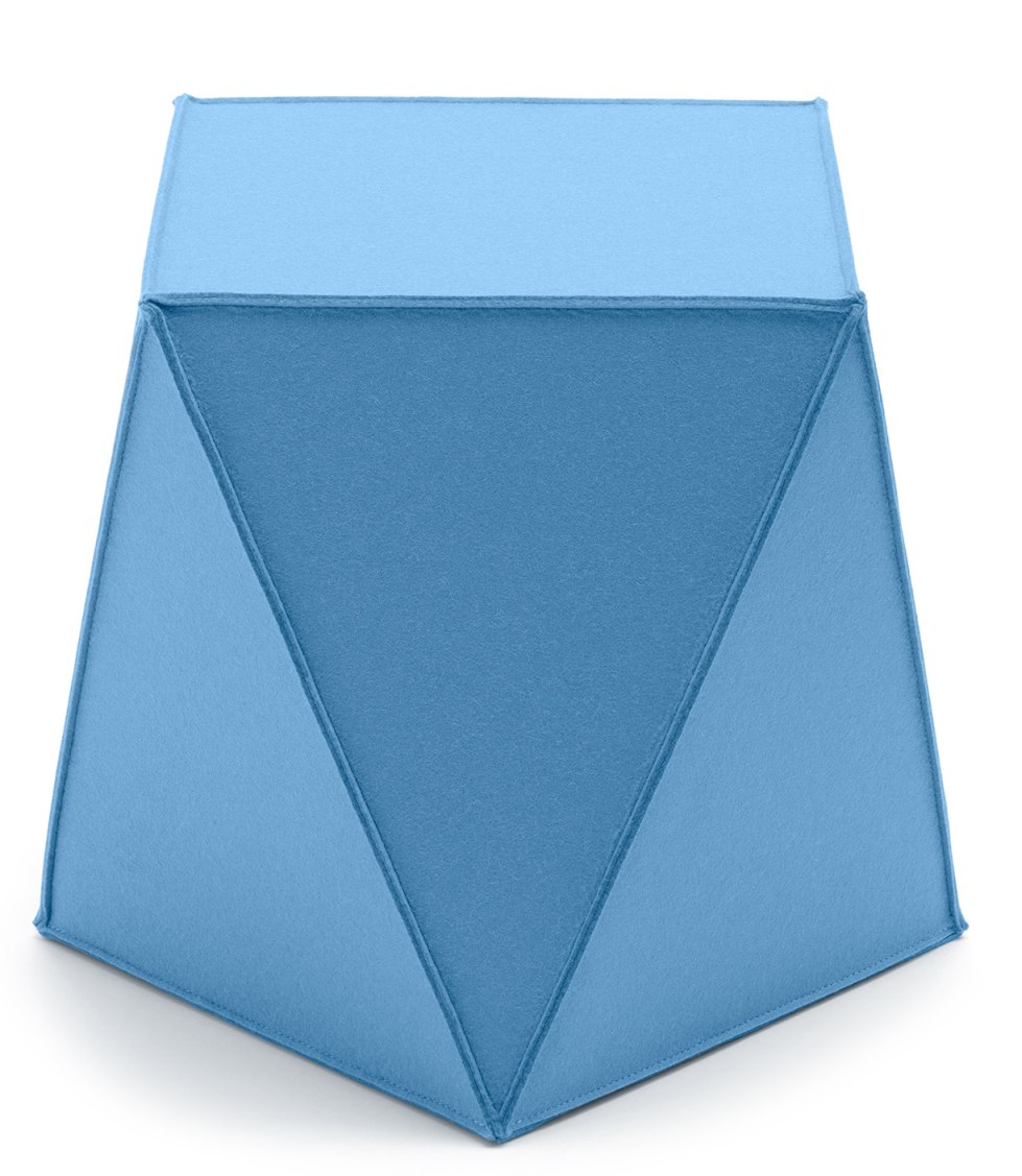 Blauer Brilli Sitzhocker von Hey-Sign, moderner Filzhocker für Wohnzimmer und Büro, bequeme Sitzgelegenheit.