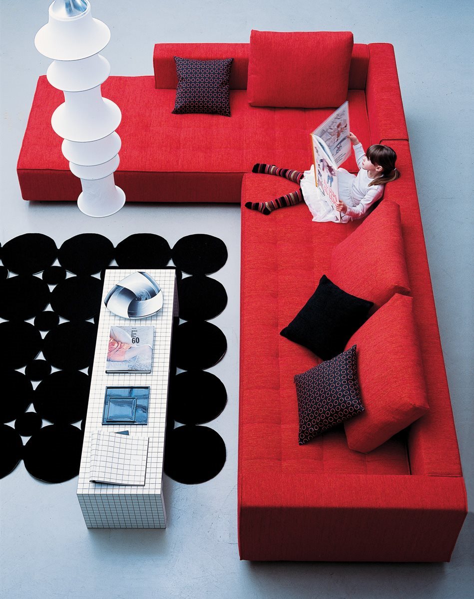 Quaderna wandtafel en bank van Zanotta
