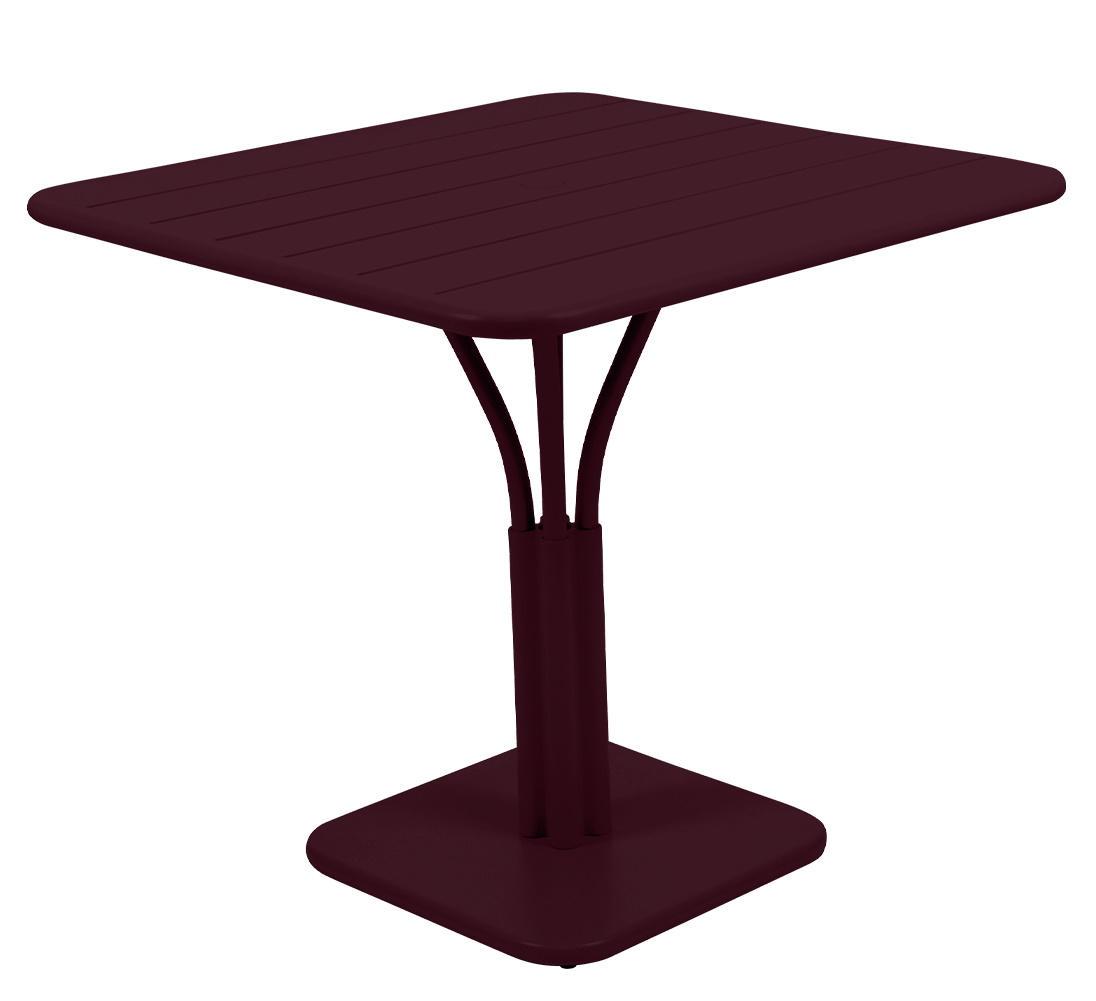 Burgunderroter Luxembourg Tisch 80x80 cm von Fermob, quadratischer Gartentisch für den Außenbereich, modernes Design.