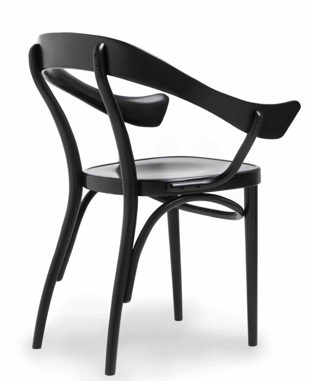 Schwarzer Bistrostuhl Sessel im Wiener GTV Design, Bugholz-Stil, Seitenansicht auf weißem Hintergrund.