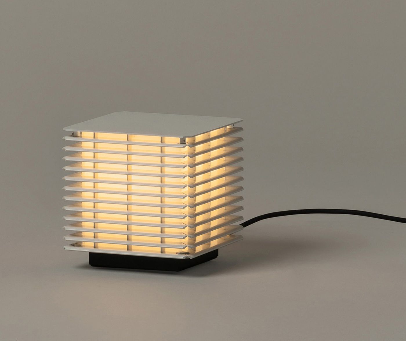 Shiro 17 Interieur Tafellamp van Santa & Cole