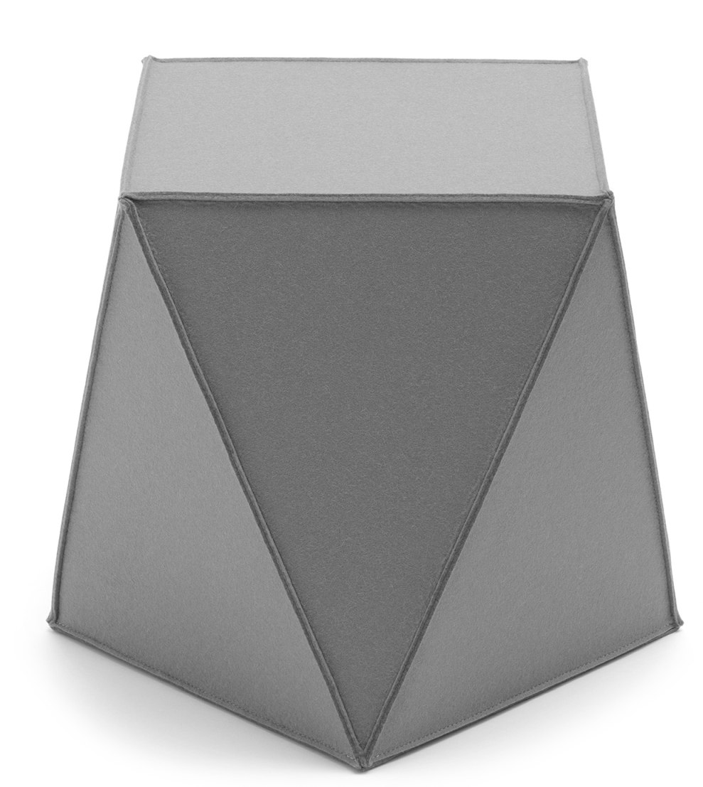 Grauer Brilli Sitzhocker von HEY-SIGN, moderner Filzhocker in geometrischer Form, ideal als Sitzmöbel und Dekoration.
