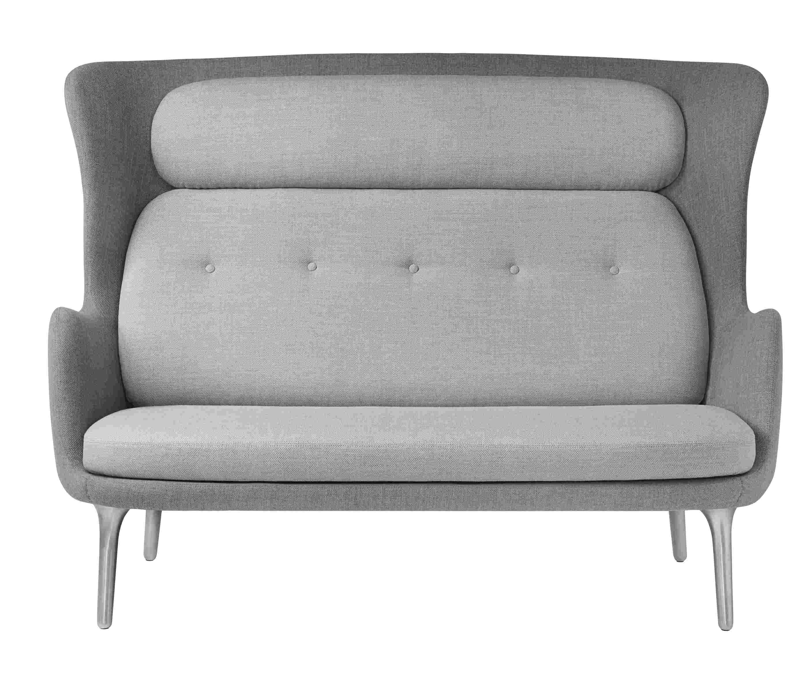 Graues Ro Sofa von Fritz Hansen, modernes 2-Sitzer Sofa mit hoher Rückenlehne und Knopfdetails, Stoffbezug.
