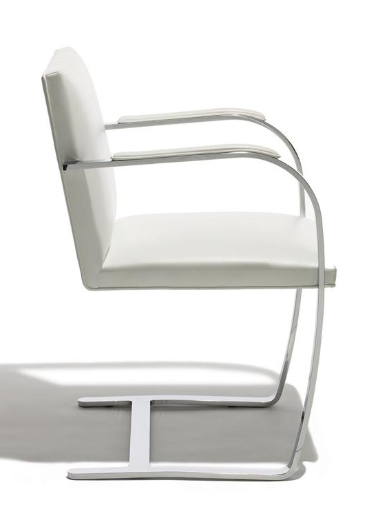 Brno Stuhl mit Flachstahlgestell von Knoll International, weißes Leder, modernes Design, Seitenansicht.