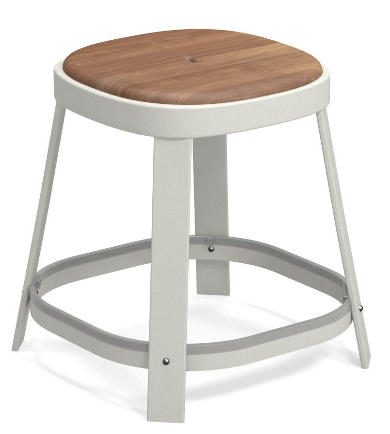 Thor Dining Stool: Niedriger Barhocker von Emu für den Außenbereich mit Holz-Sitzfläche und Metallgestell.