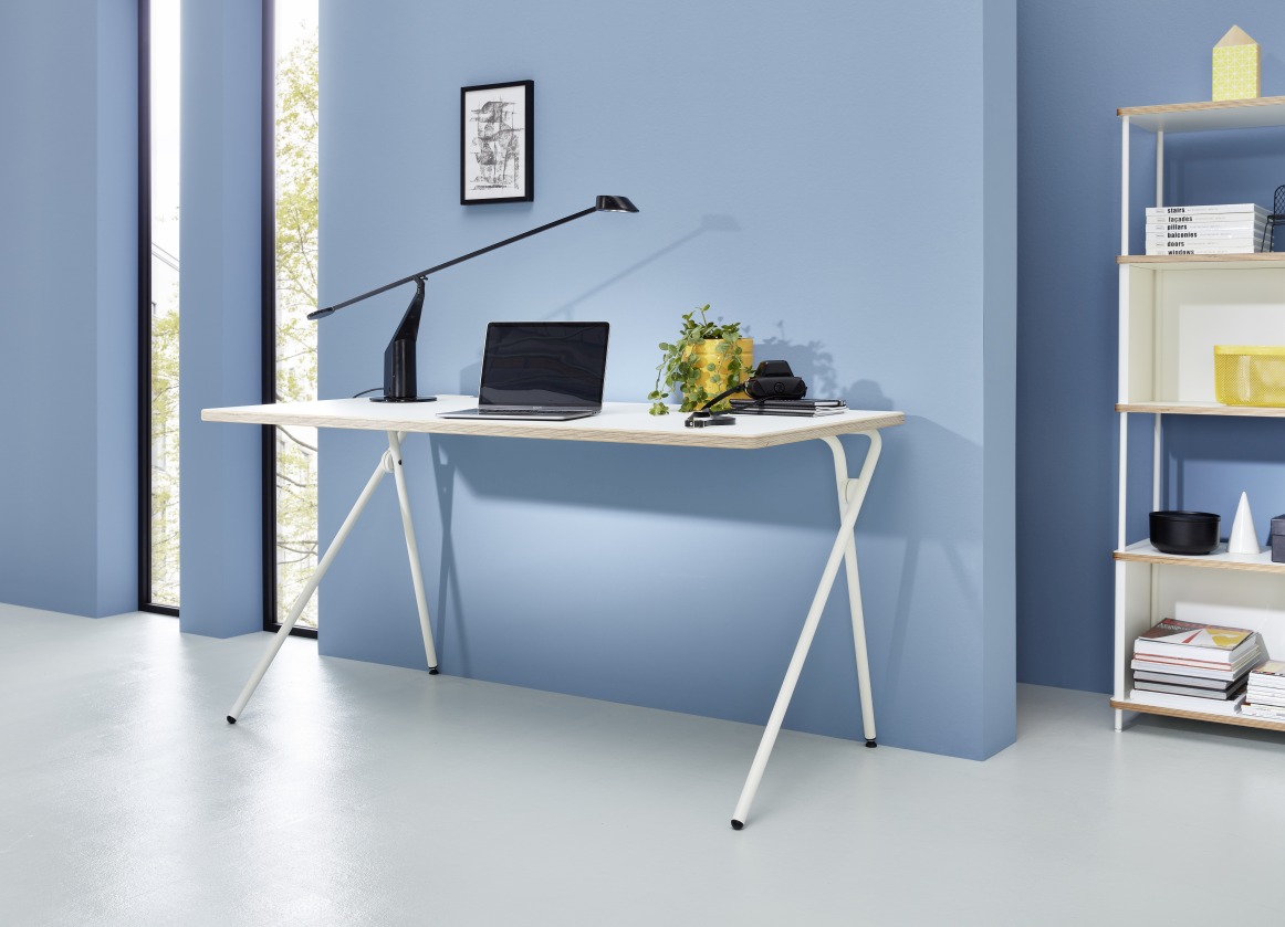 Plato opklapbaar secretaire / bureau van Müller Möbelwerkstätten