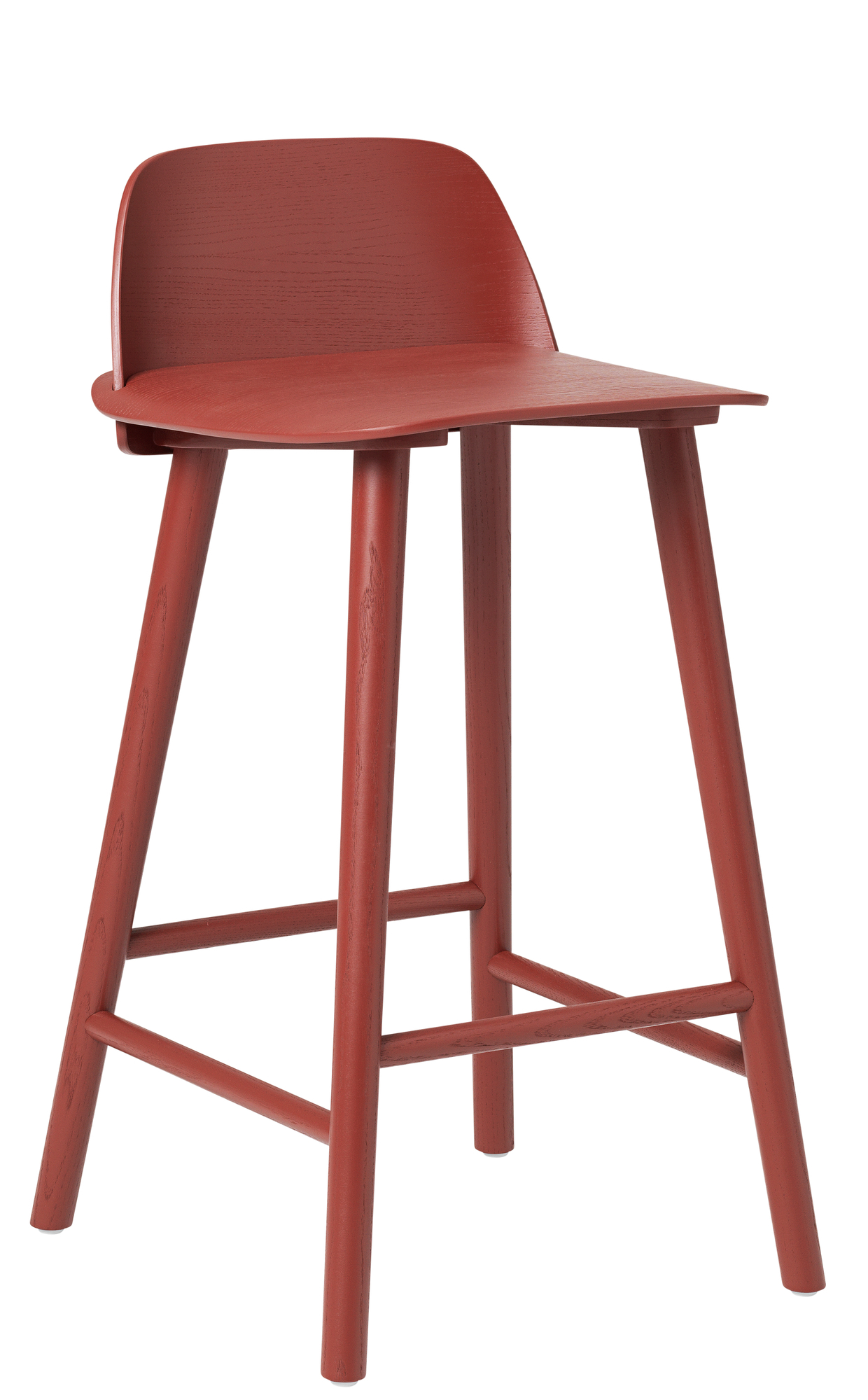 Muuto Nerd Barhocker in Rotbraun, Hocker aus Holz mit Rückenlehne und vier Beinen.