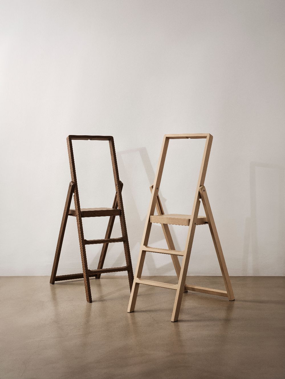 Step-trapladder Design House Stockholm, wit gebeitst