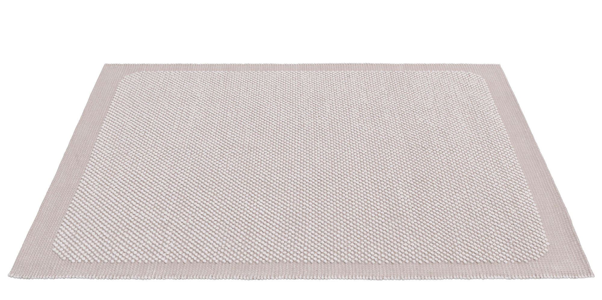 Beiger Pebble Rug Teppich von Muuto mit strukturierter Oberfläche und schmalem Rand.