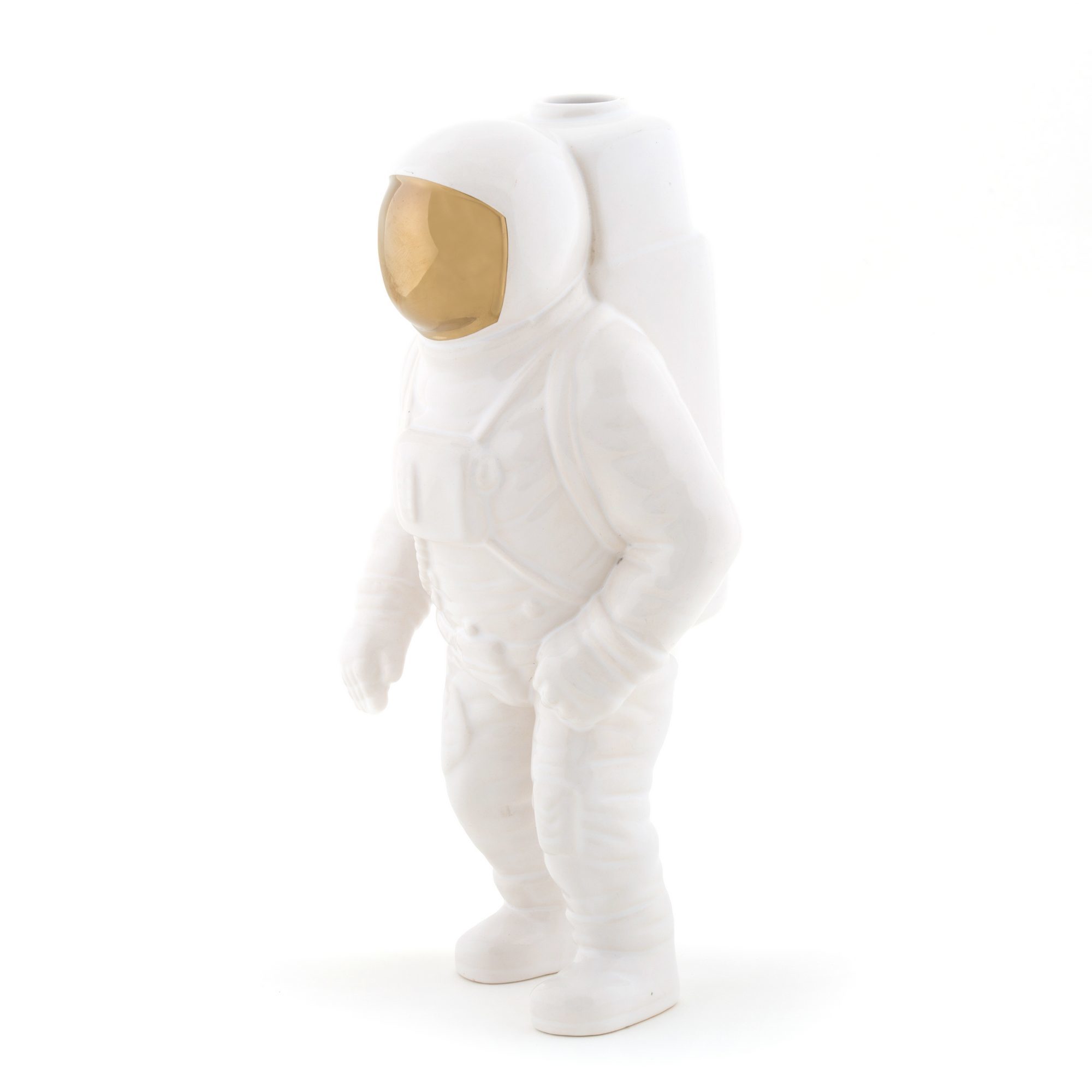 Weiße Starman Vase von Seletti in Form eines Astronauten mit goldenem Visier.