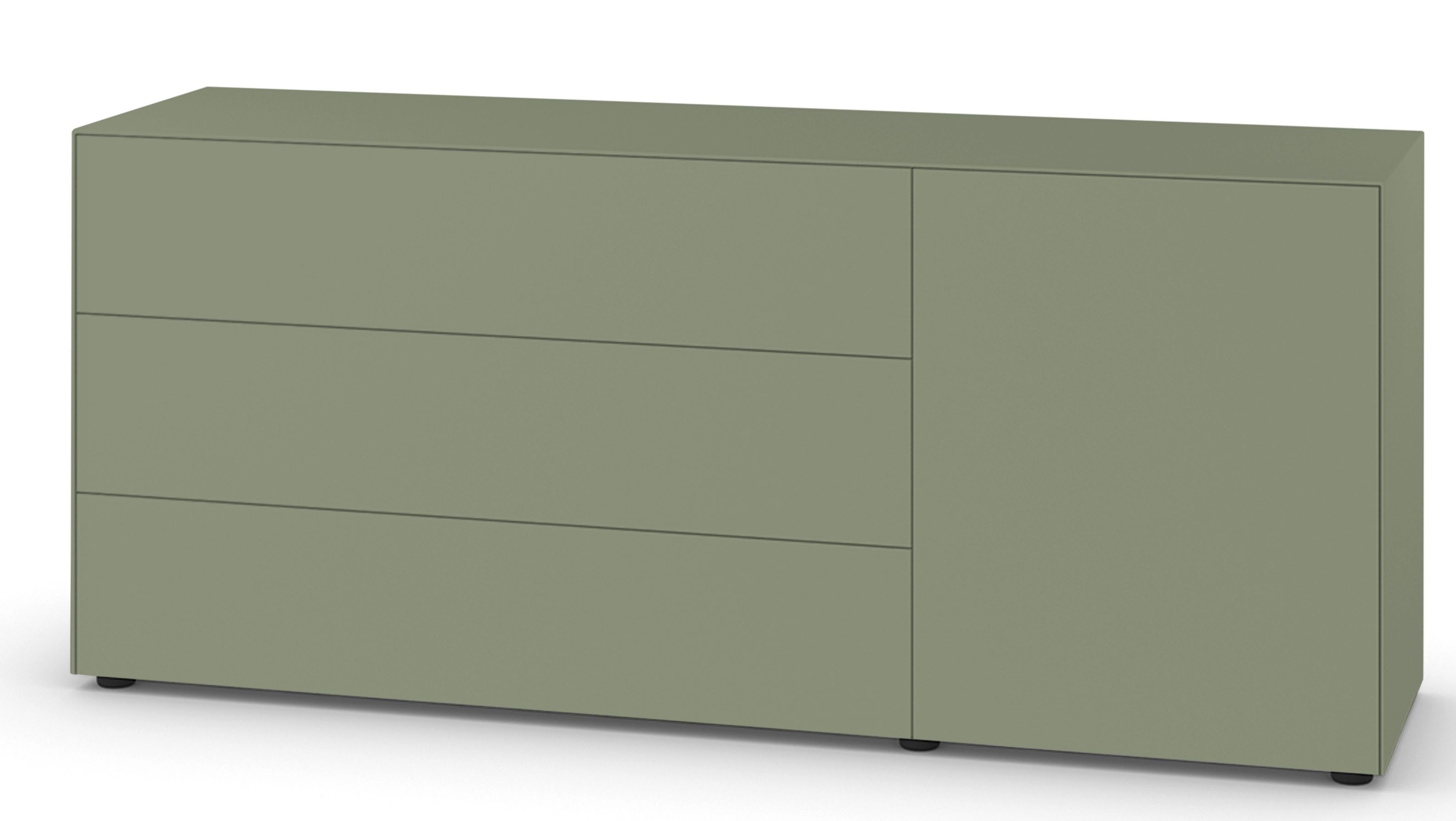 Nex Pur Box Lowboard von Piure in Grün mit Schubladen und Tür für modernes Wohnen.