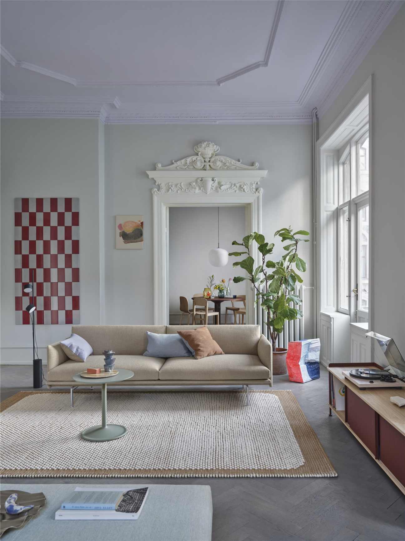 Post vloerlamp van Muuto