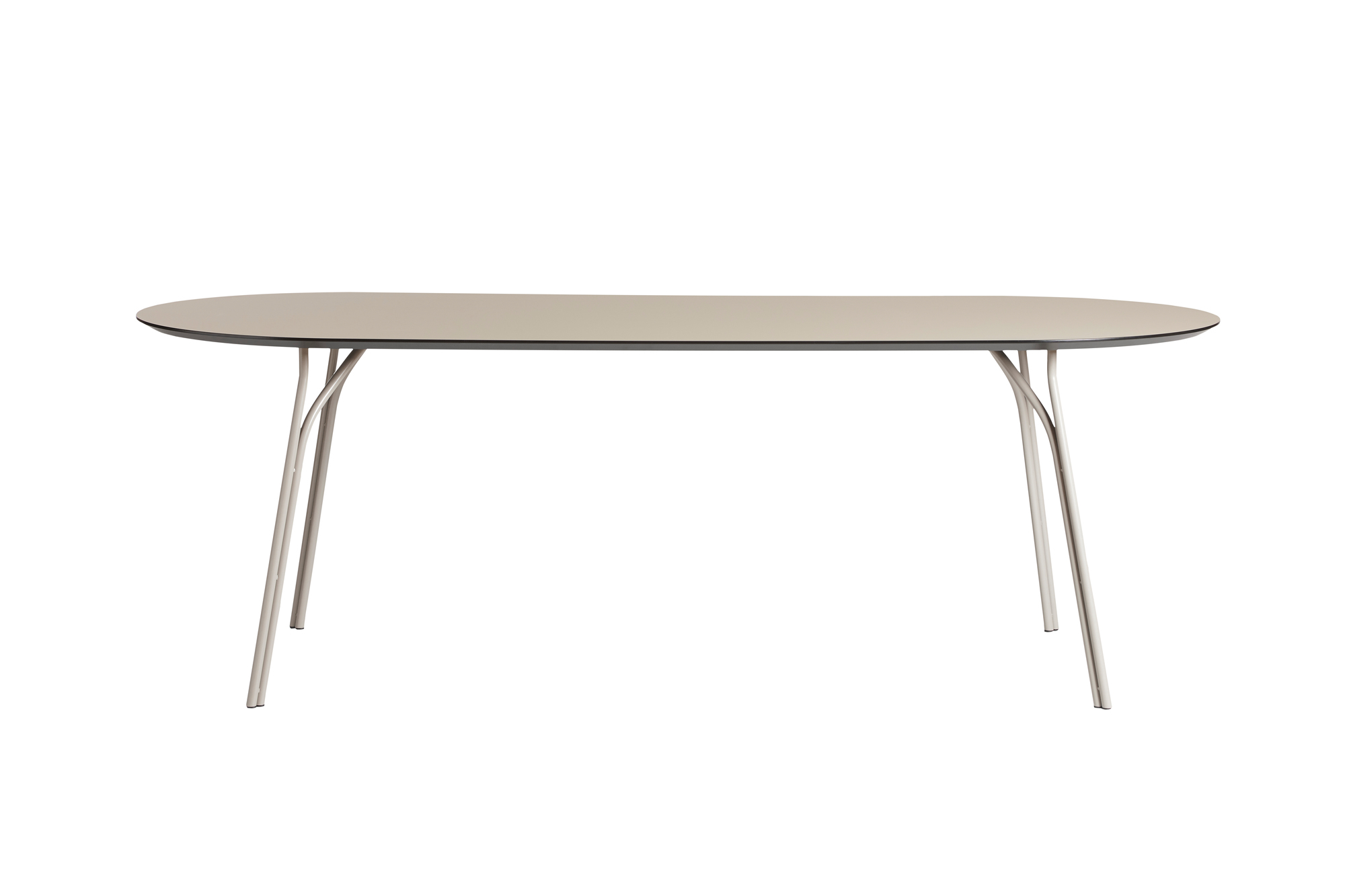 Woud Tree Esstisch mit ovaler Tischplatte und filigranem Metallgestell, modernes Design für Esszimmer.