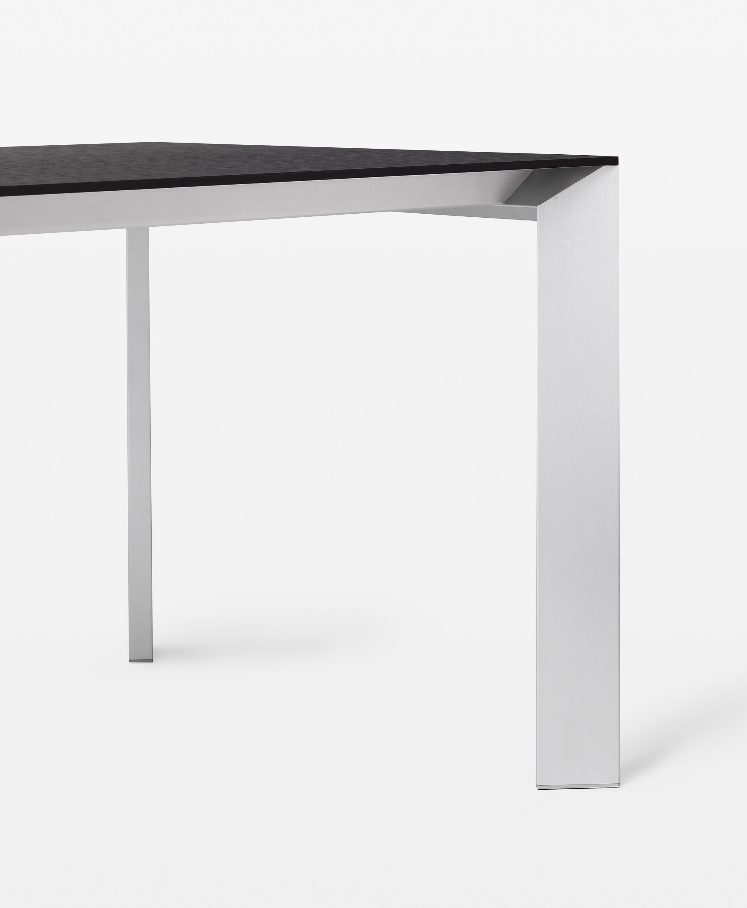 Nori-eettafel van KRISTALIA