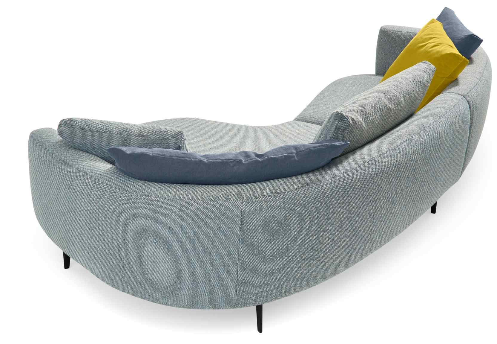 Marru Sofa von Walter Knoll, hellblaues modulares Sofa mit Kissen in verschiedenen Farben.