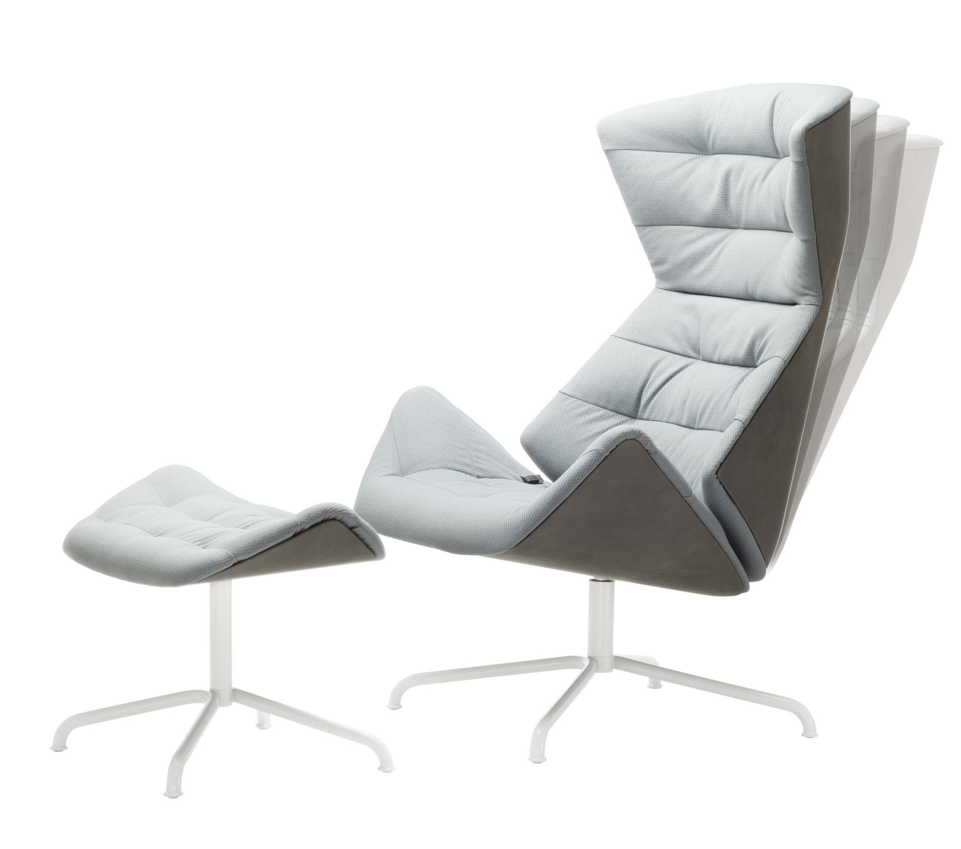 Moderner 808 Lounge Sessel von Thonet mit Fußhocker, hellblau gepolstert und drehbar.
