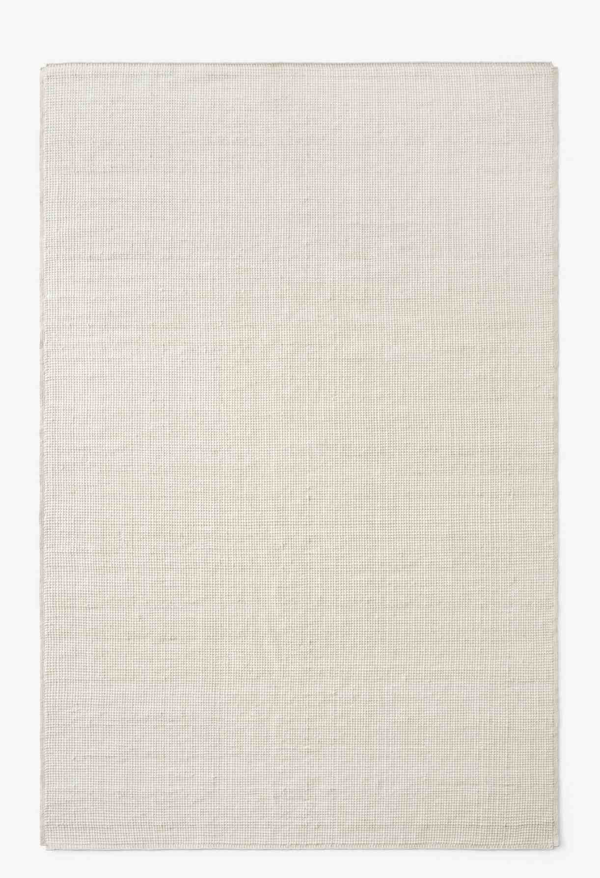 AndTradition Collect Teppich SC84/SC85 in Beige, gewebter Wollteppich für Wohnzimmer und Schlafzimmer.